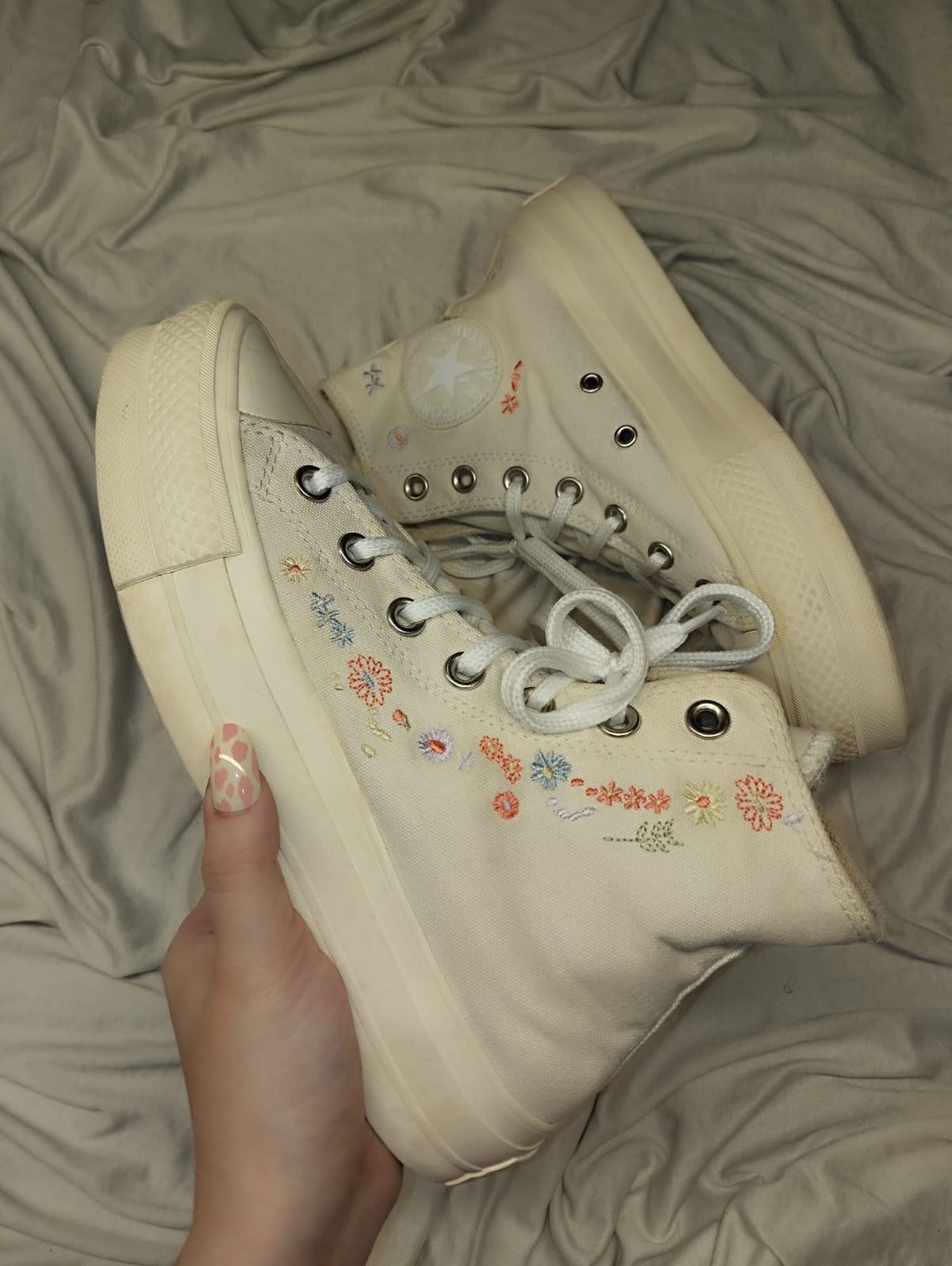 White embroidery high rise converse