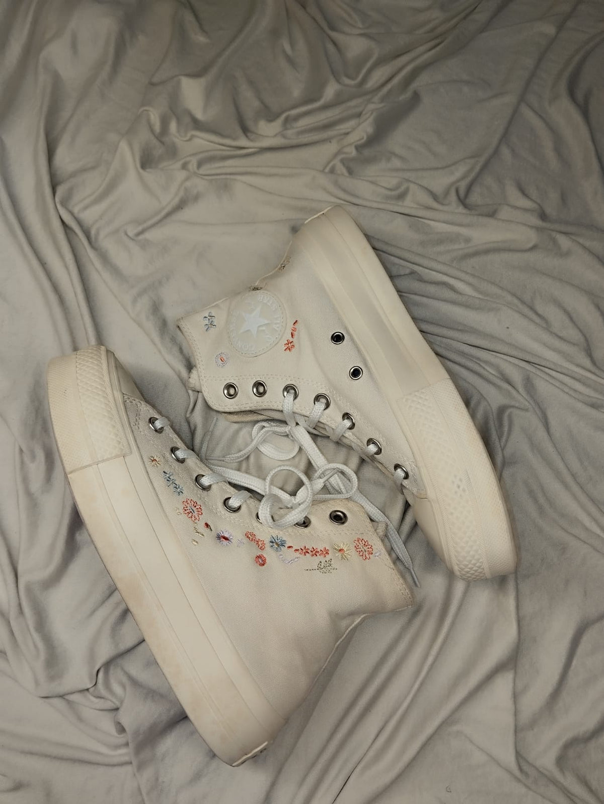 White embroidery high rise converse