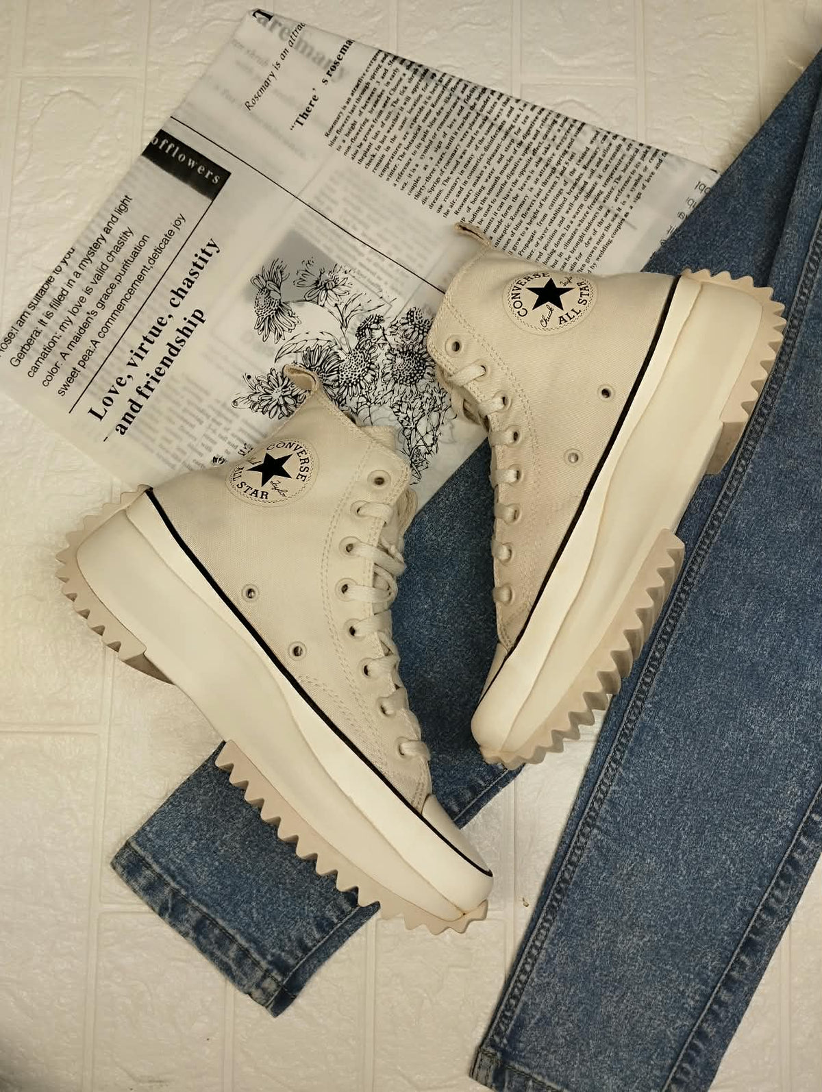 Cream Chunky HighRise