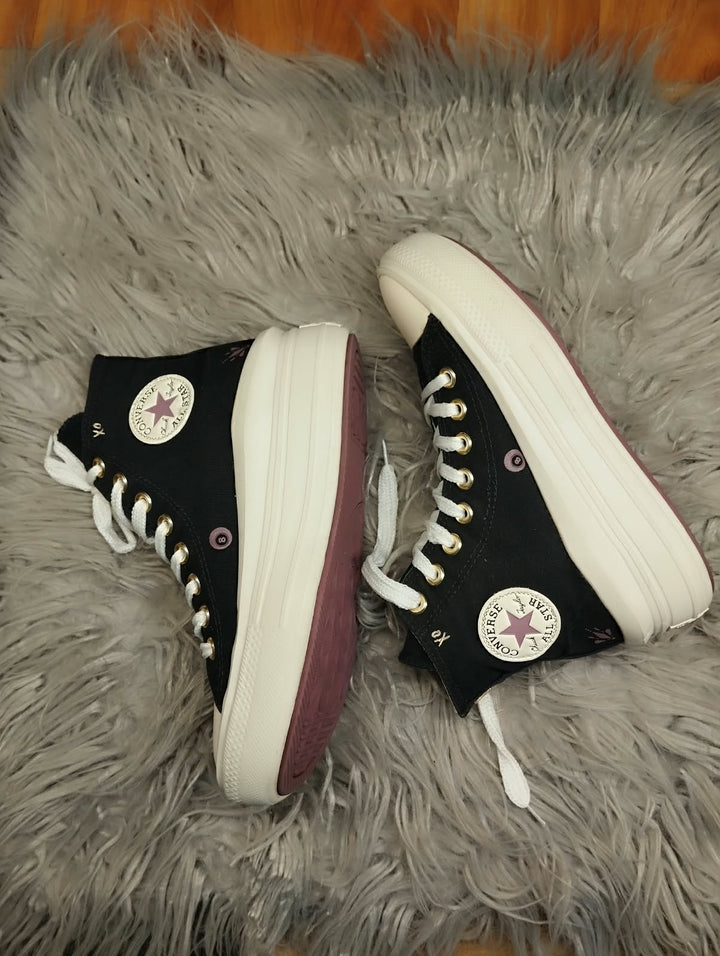Black Embroidered 3 Converse