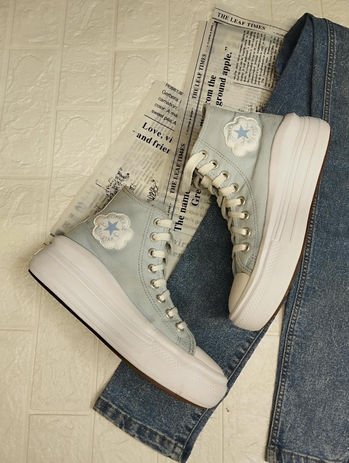 Sky Blue Wave Converse