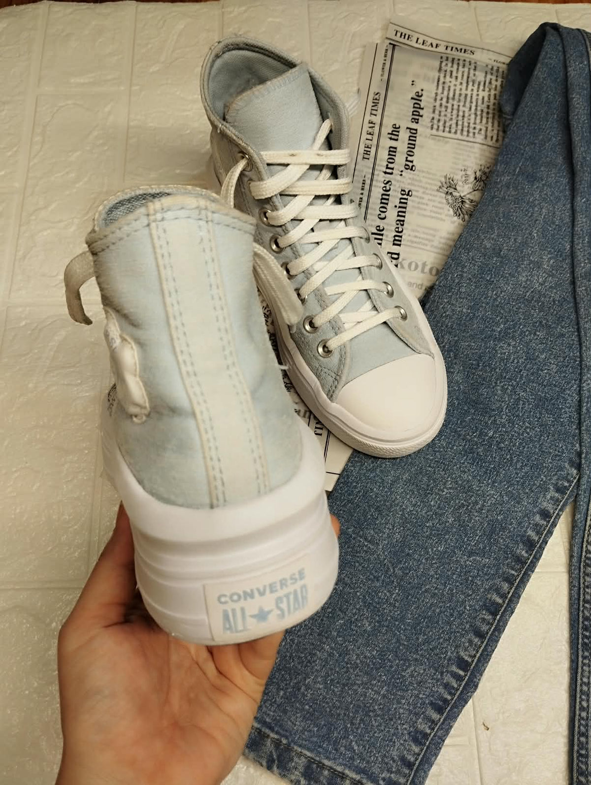 Sky Blue Wave Converse