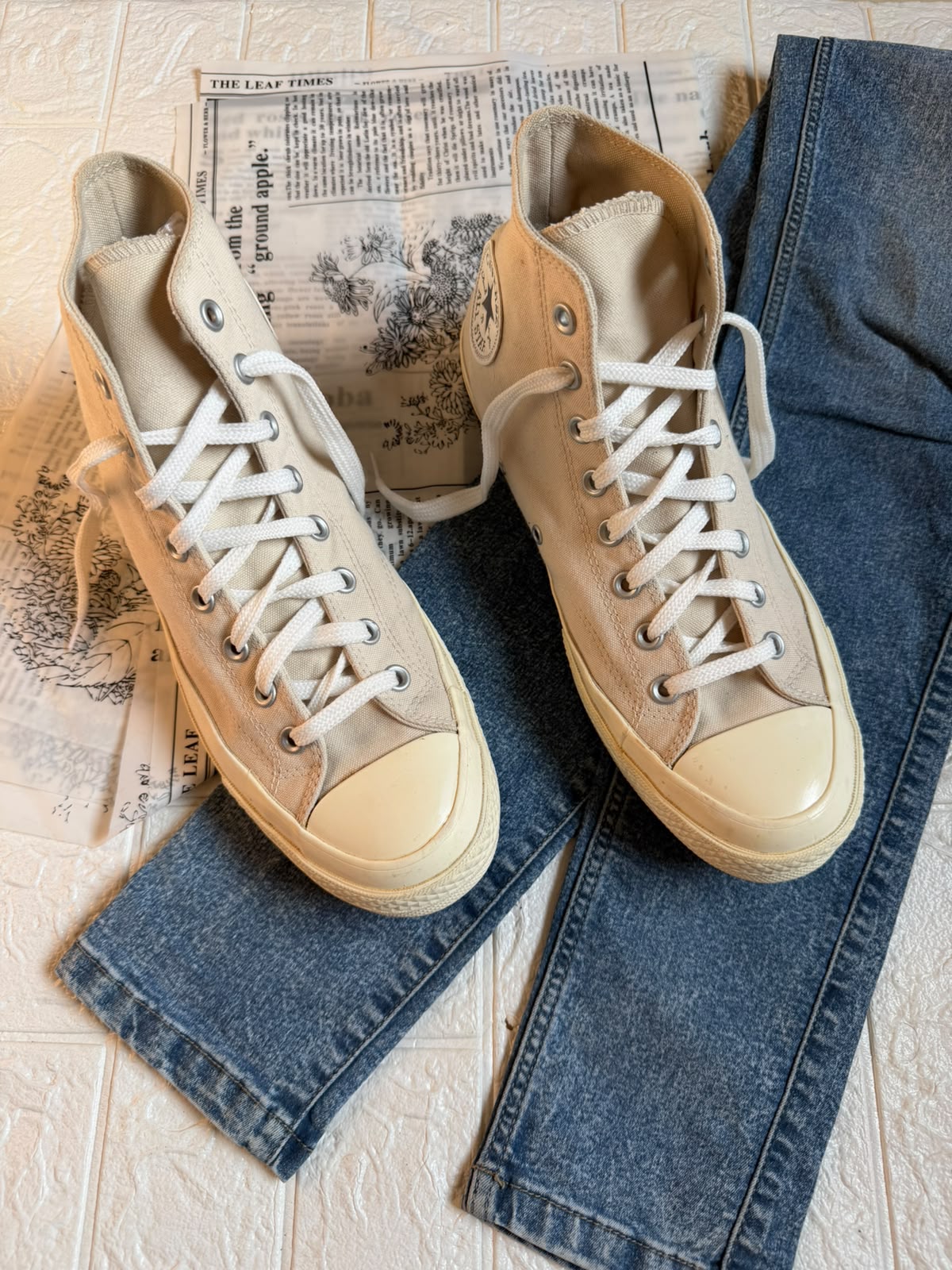 Cream High Rise Converse