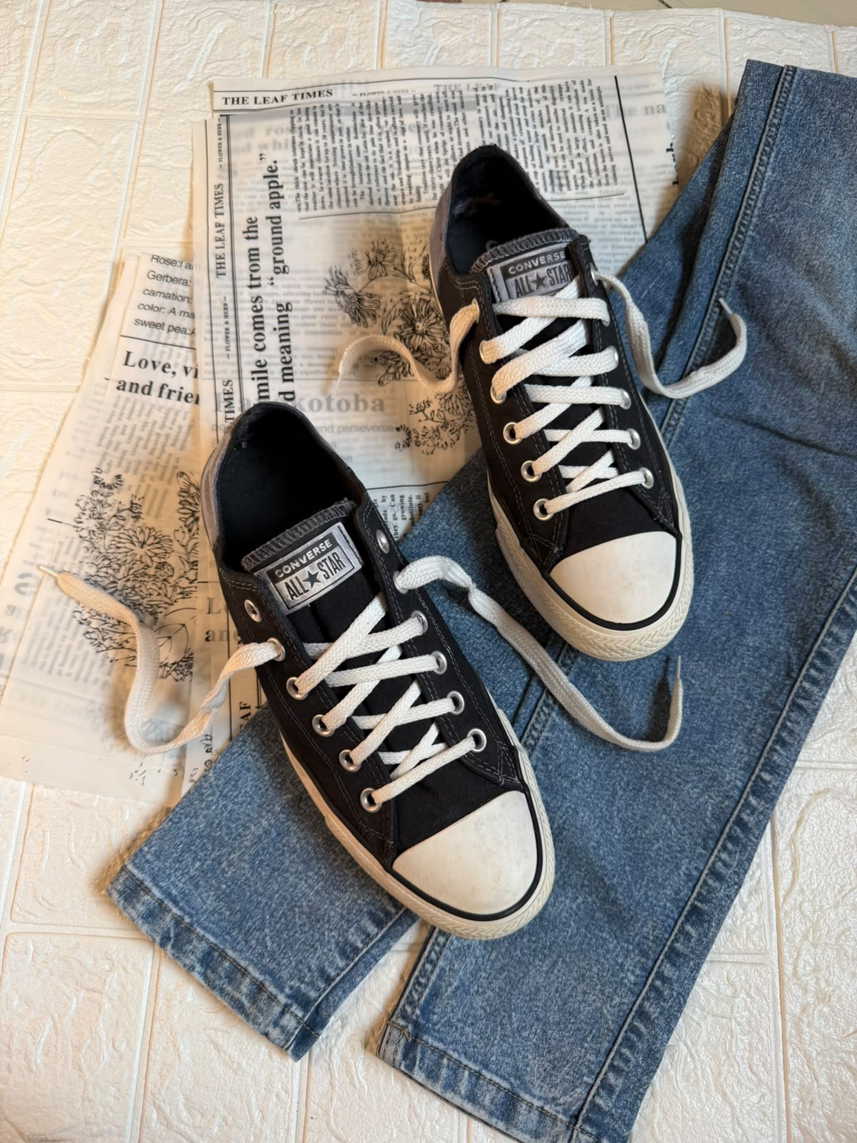 Grey and black low rise Converse