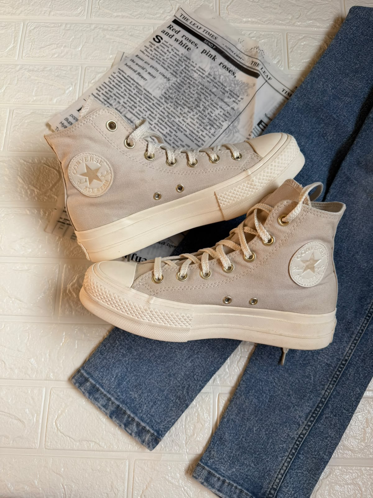 Beige Daimond High Rise Converse