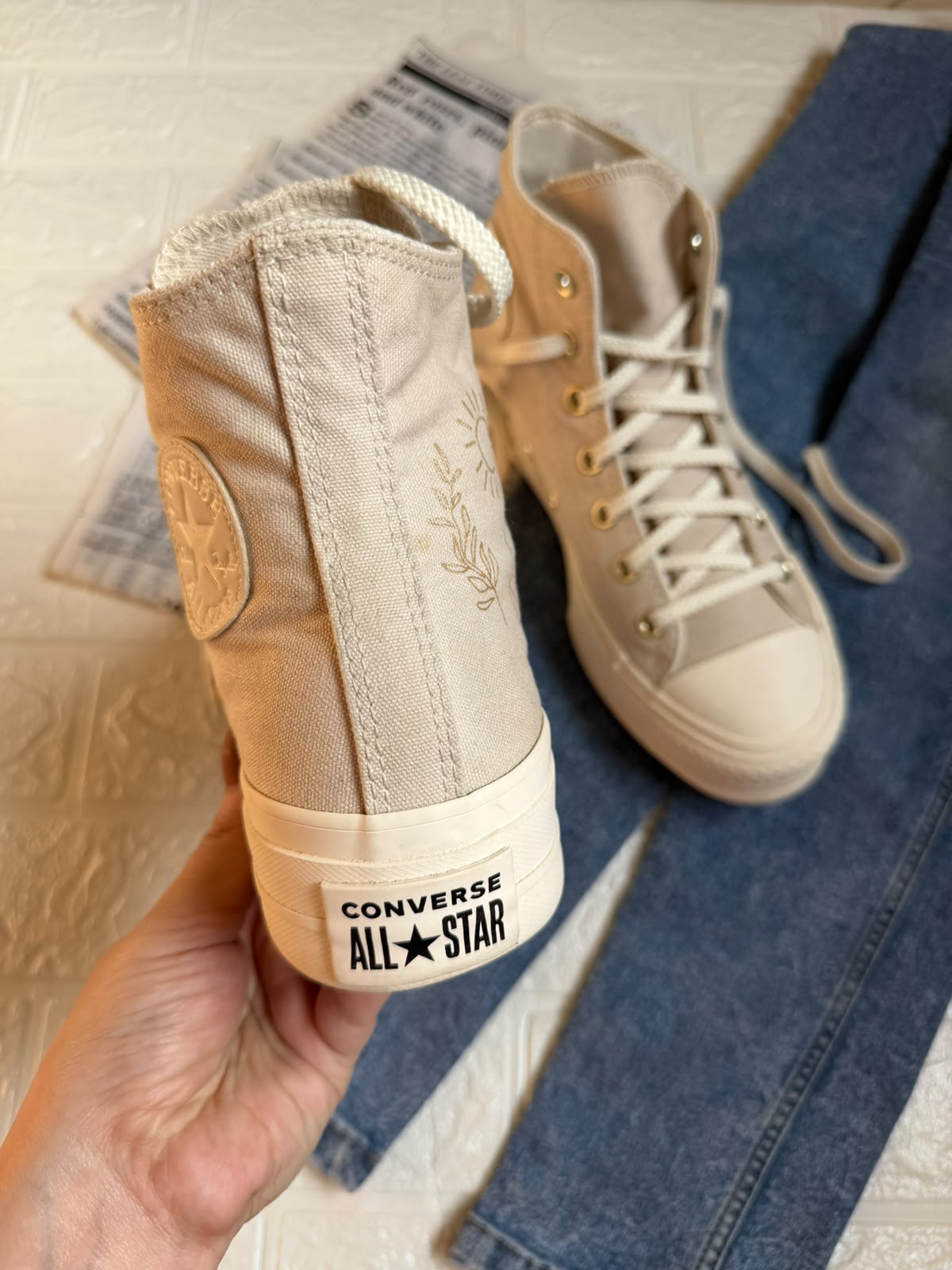 Beige Daimond High Rise Converse