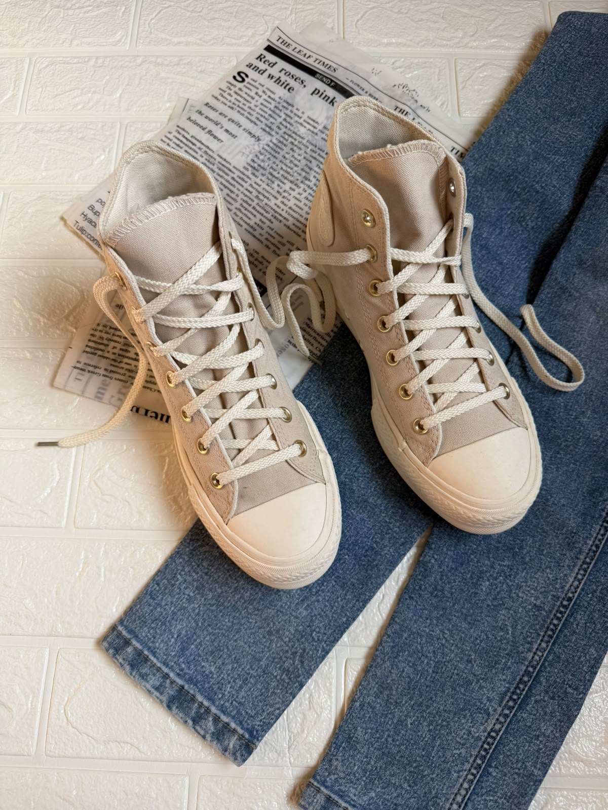 Beige Daimond High Rise Converse