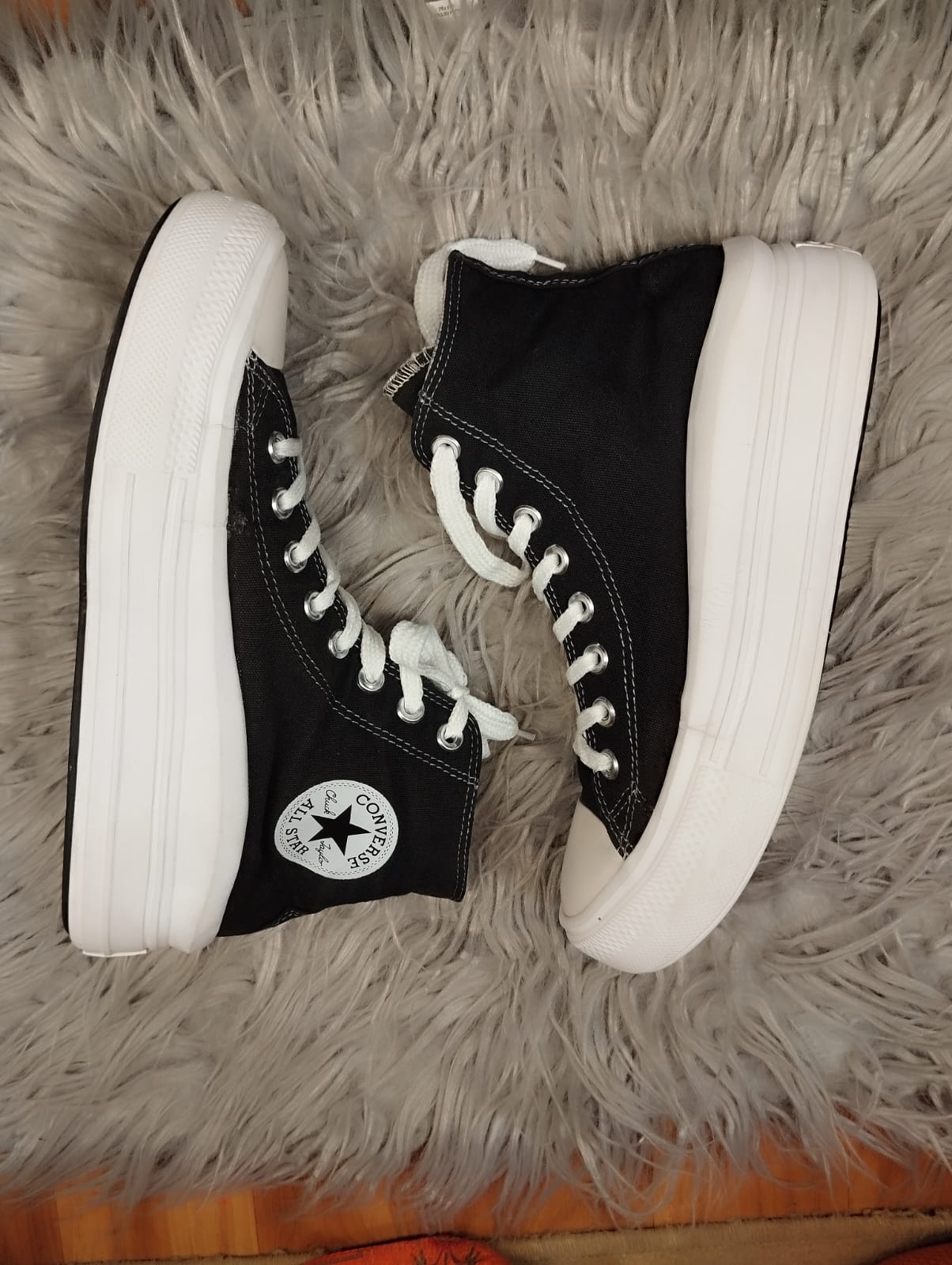 Black wave high rise platfrom