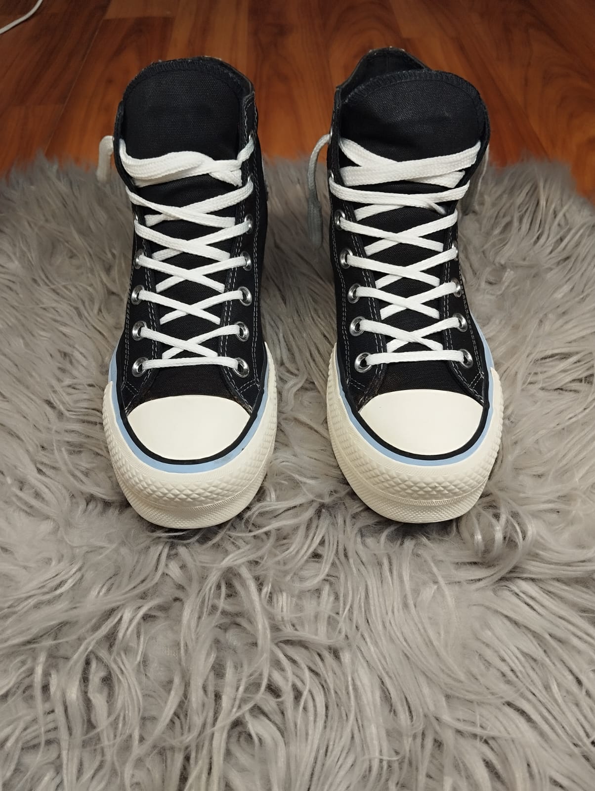 Black and blue high rise platform converse