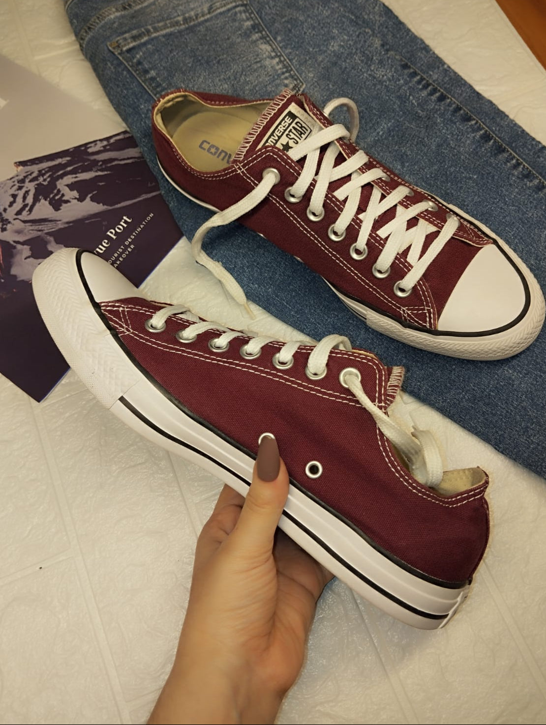 Burgundy low rise converse