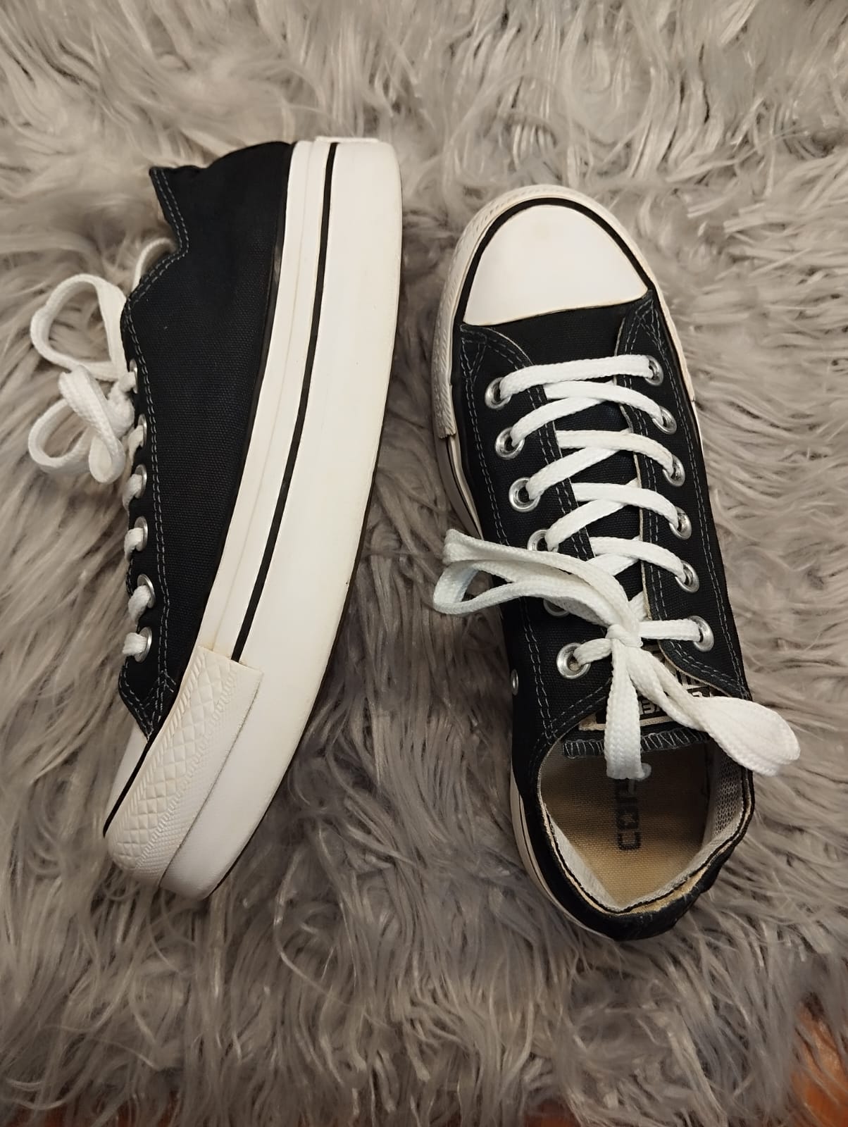 Black low rise platform