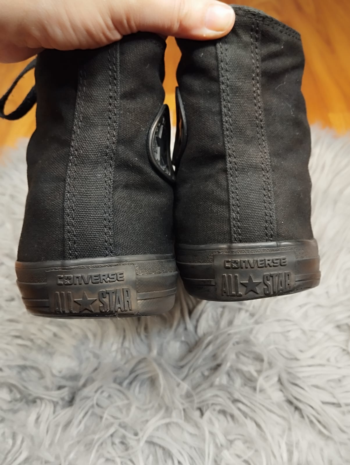 Full black high rise converse