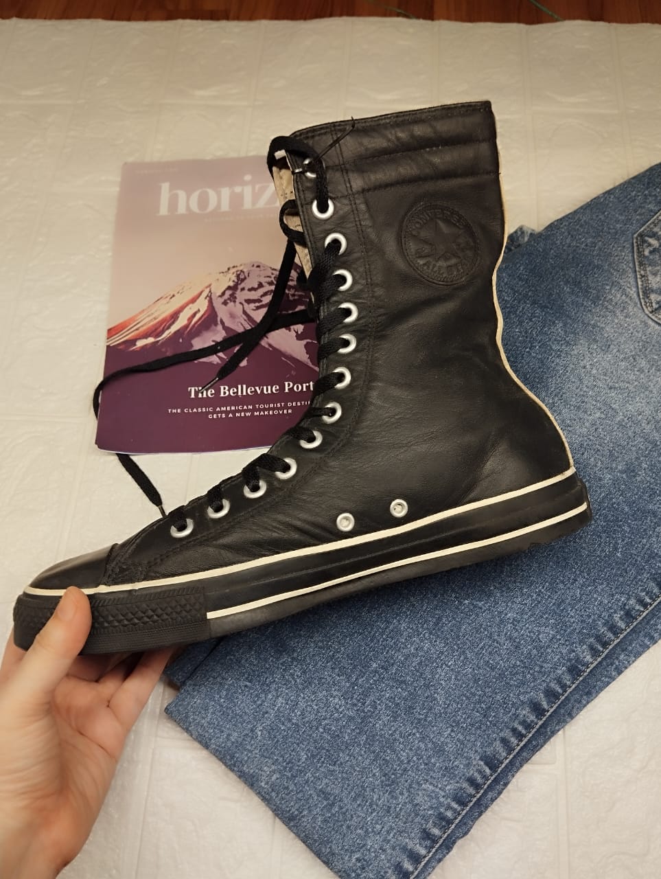 Double XXL full black high rise converse