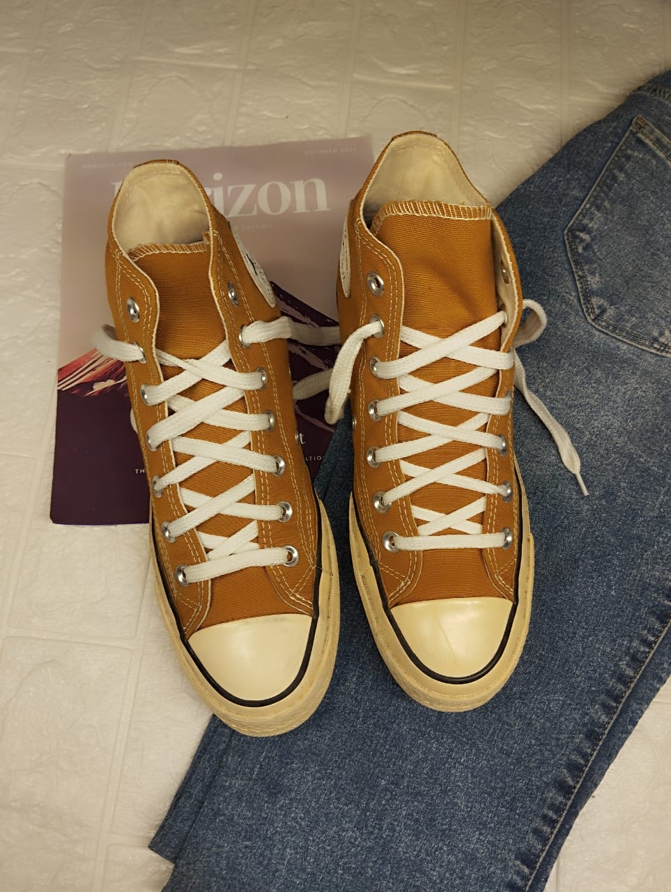 Yellow high rise taylor chuck