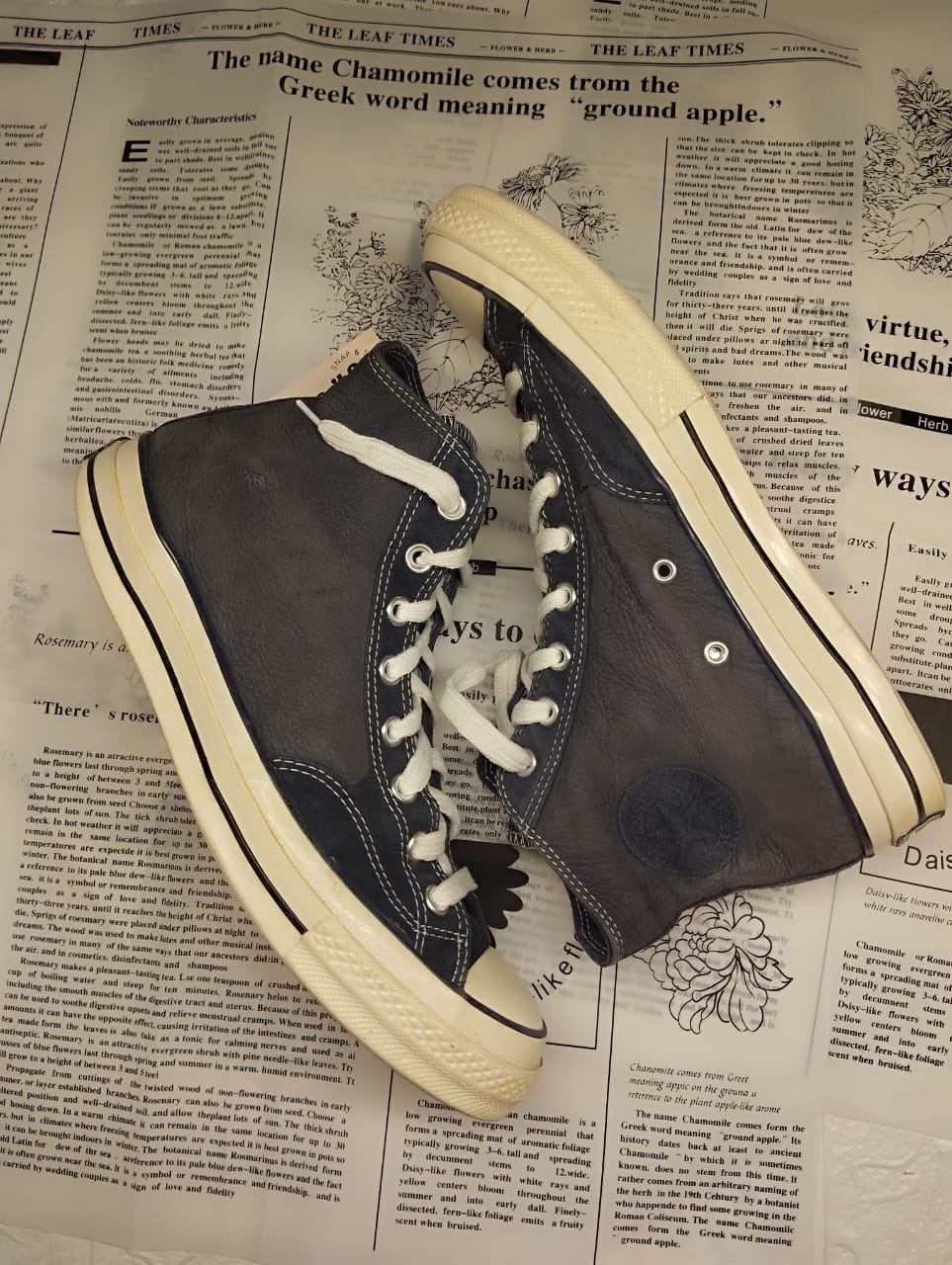 Navy blue high rise taylor chuck